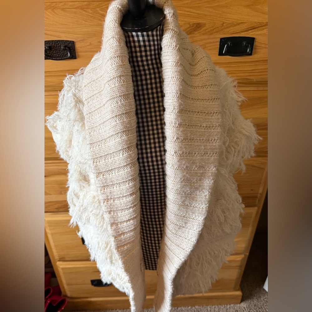 Cozy Cream Open-Front Shag Knit Vest